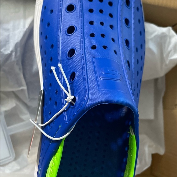 BNIB. KIDS SIZE 5 Skechers Foamies in Aqua Surge blue/ lime green. - Picture 6 of 11
